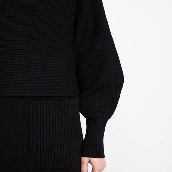 ZARA BLACK SWEATER WITH PUFF SLEEVES DETAILS